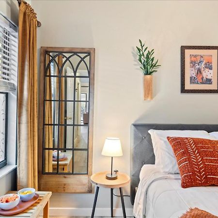 Artist'S Tower Townhome Just Renovated W Loft Gainesville Eksteriør billede