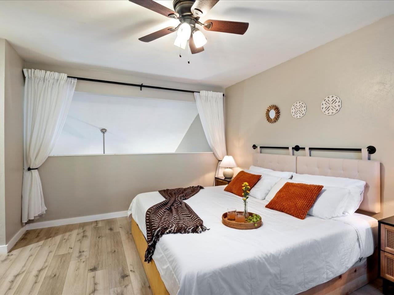 Artist'S Tower Townhome Just Renovated W Loft Gainesville Eksteriør billede
