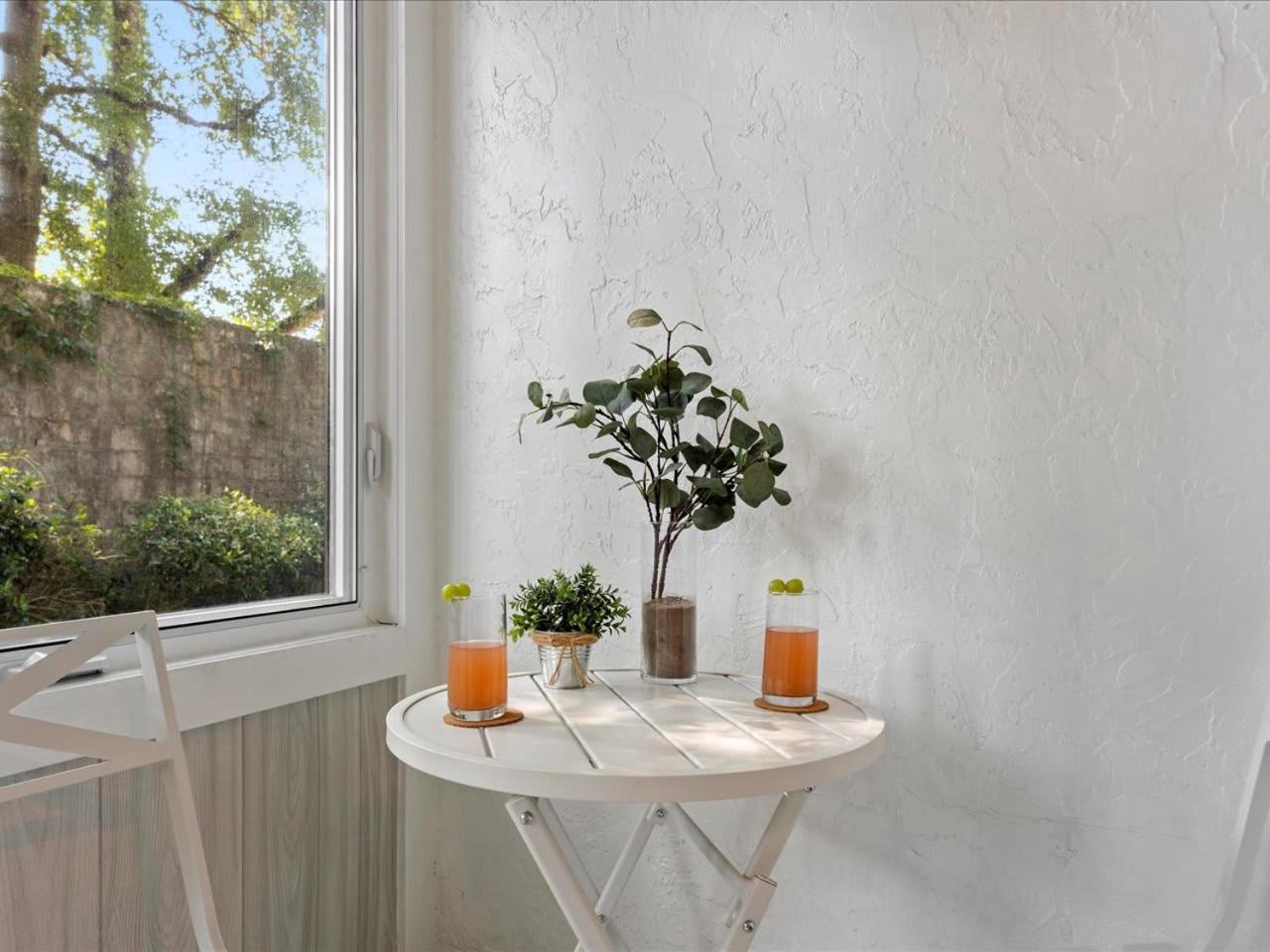 Artist'S Tower Townhome Just Renovated W Loft Gainesville Eksteriør billede